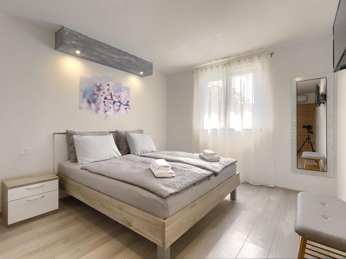 Holiday Home Casa Gverino By Interhome Plomin Luaran gambar